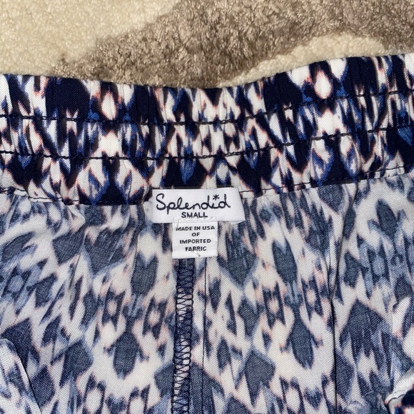 Blue patterned, flowy pants. - Picture 3 of 3